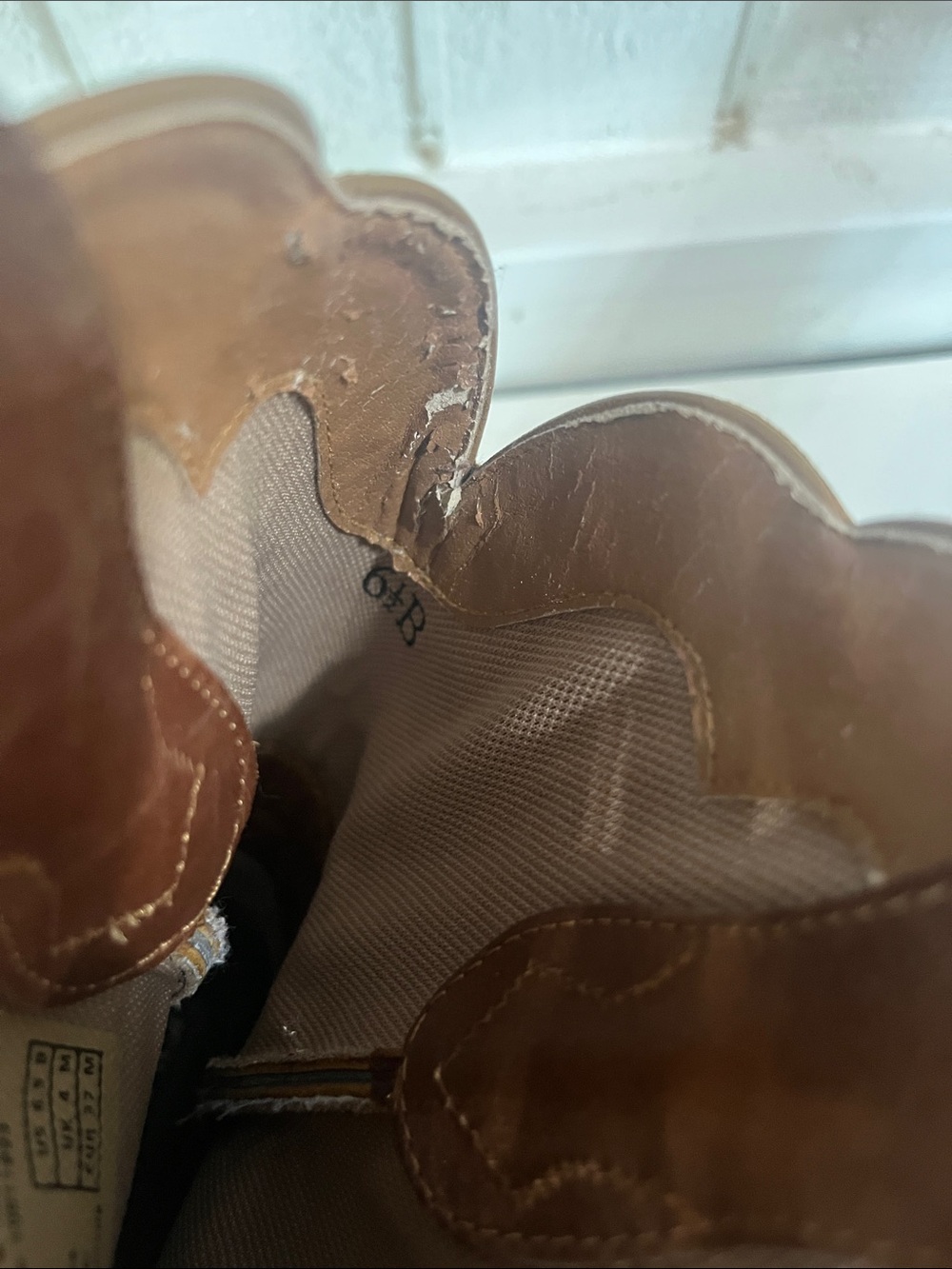 Ariat Brown Cowboy Boots - Picture 8 of 9